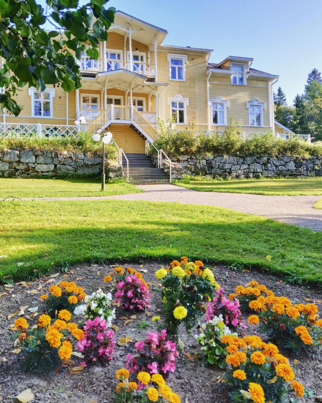 Karolineburg Manor House Hotel Kajaani Exterior foto